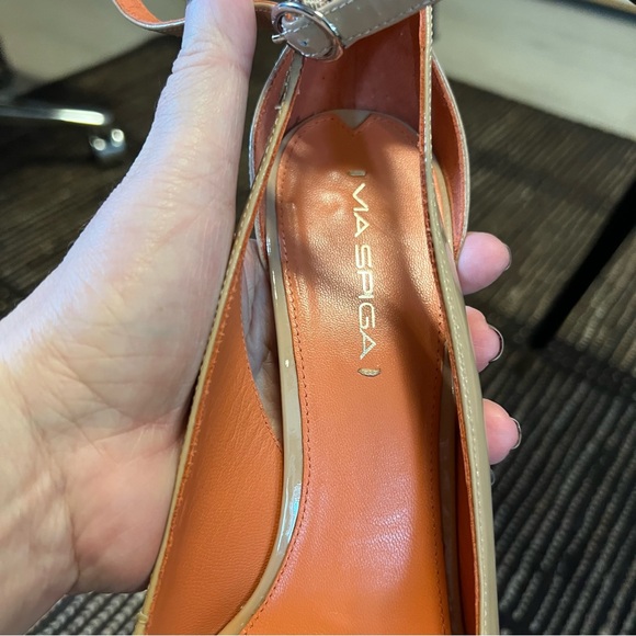 Genuine Leather Via Spiga Heels - Picture 6 of 10